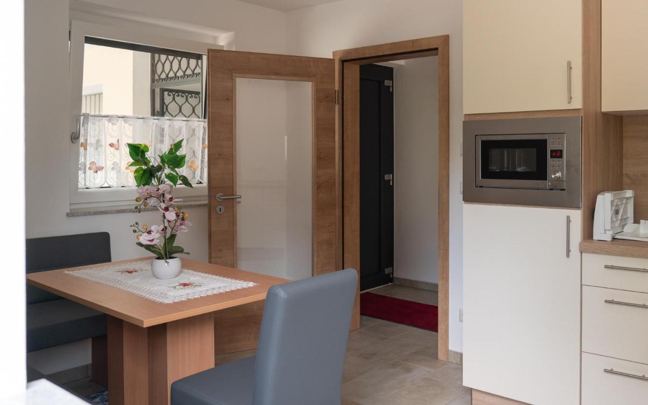 Ferienwohnung Mit Salzachblick Laufen Esterno foto
